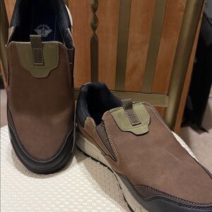 Dockers Men's Brown and Black Slip-On Loafers